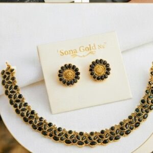 Traditional Black Stone Gold-Tone Necklace